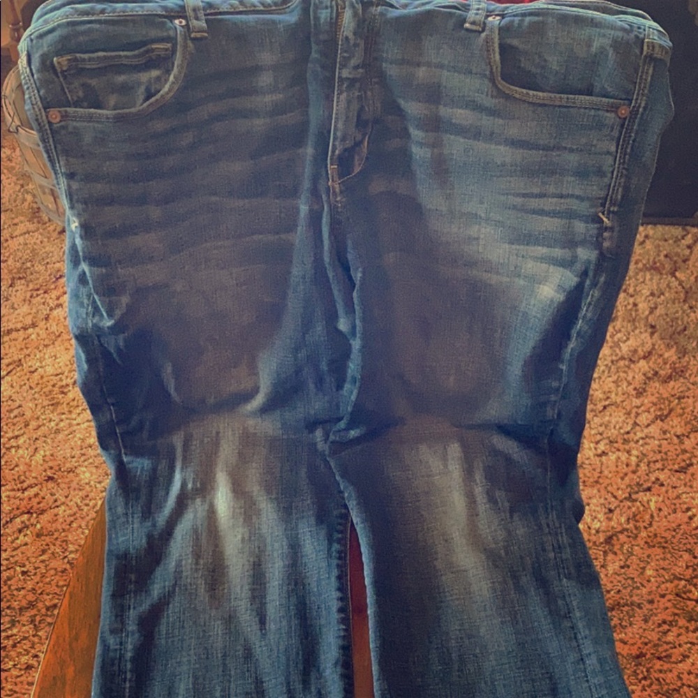 American Eagle Skinny Kick Jeans